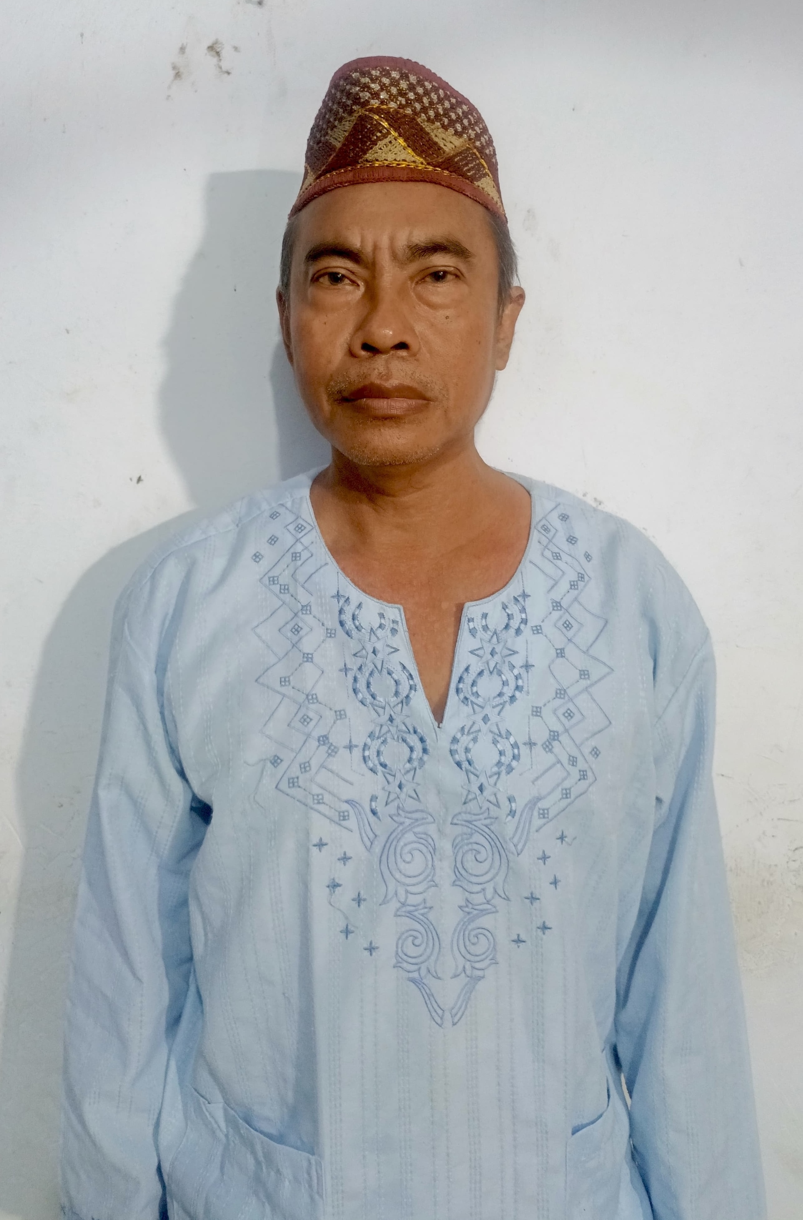 Tidak hanya meringankan, program orang tua asuh ini juga membukakan jalan untuk anak kami meraih masa depannya.